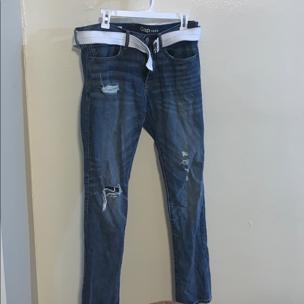 Ripped Slim Jeans